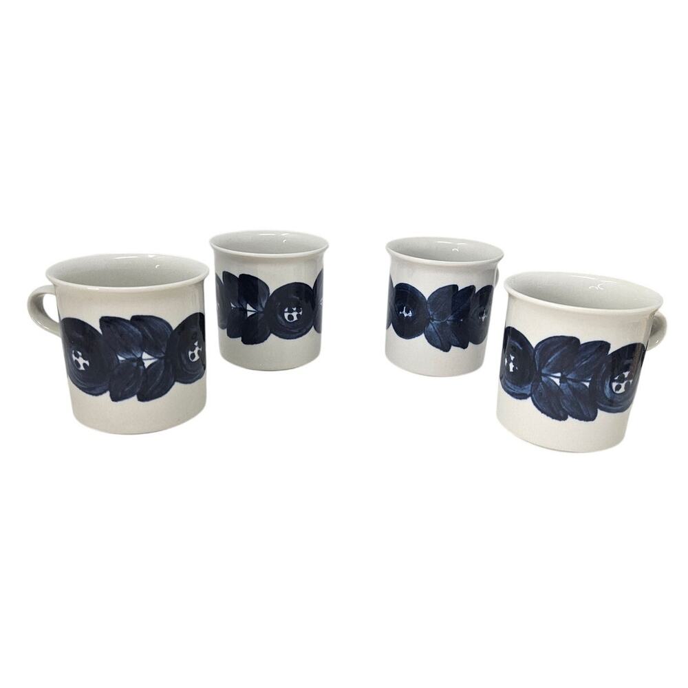 Set of 4 Arabia Anemone Blue Flower Coffee Mugs Finland Mid Century Ceramic
